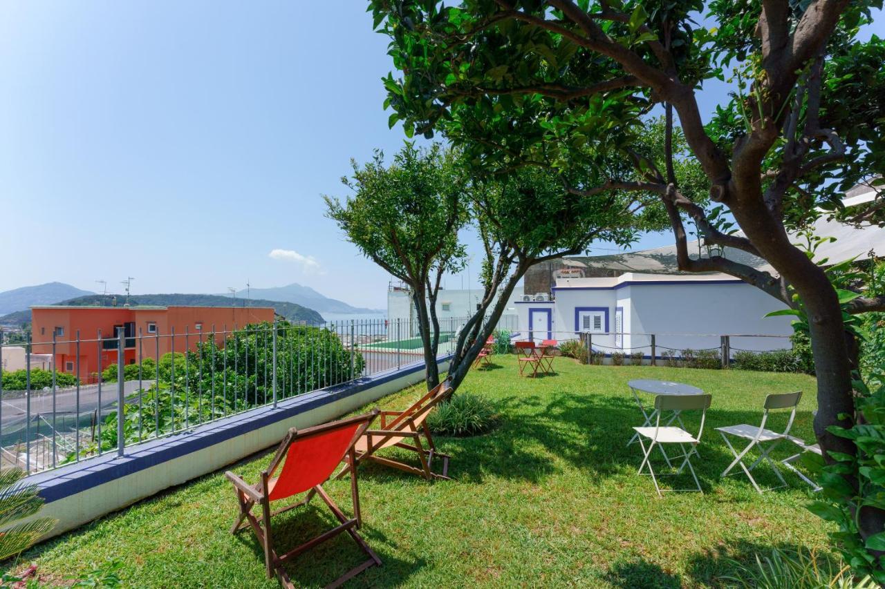 Poseidonia Rooms Procida Exterior photo